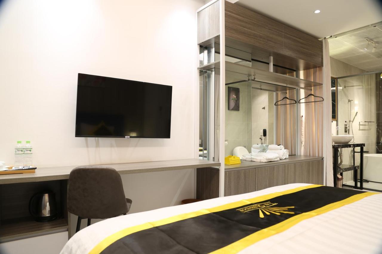 The Queendor Boutique Hotel Bandar Ho Chi Minh Luaran gambar